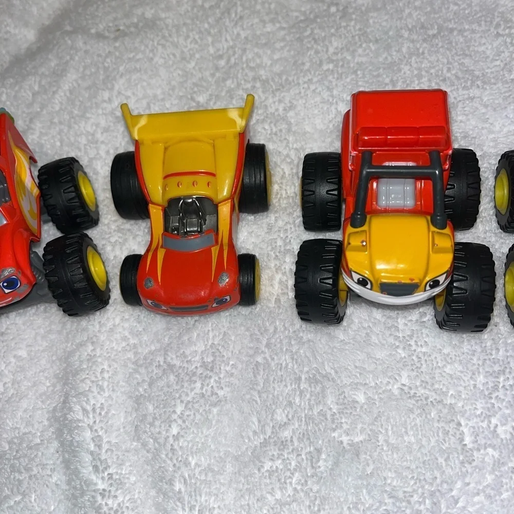 Blaze And Monster Machines 2014 Diecast Lot Of Blaze toy trucks, cars and AJ
